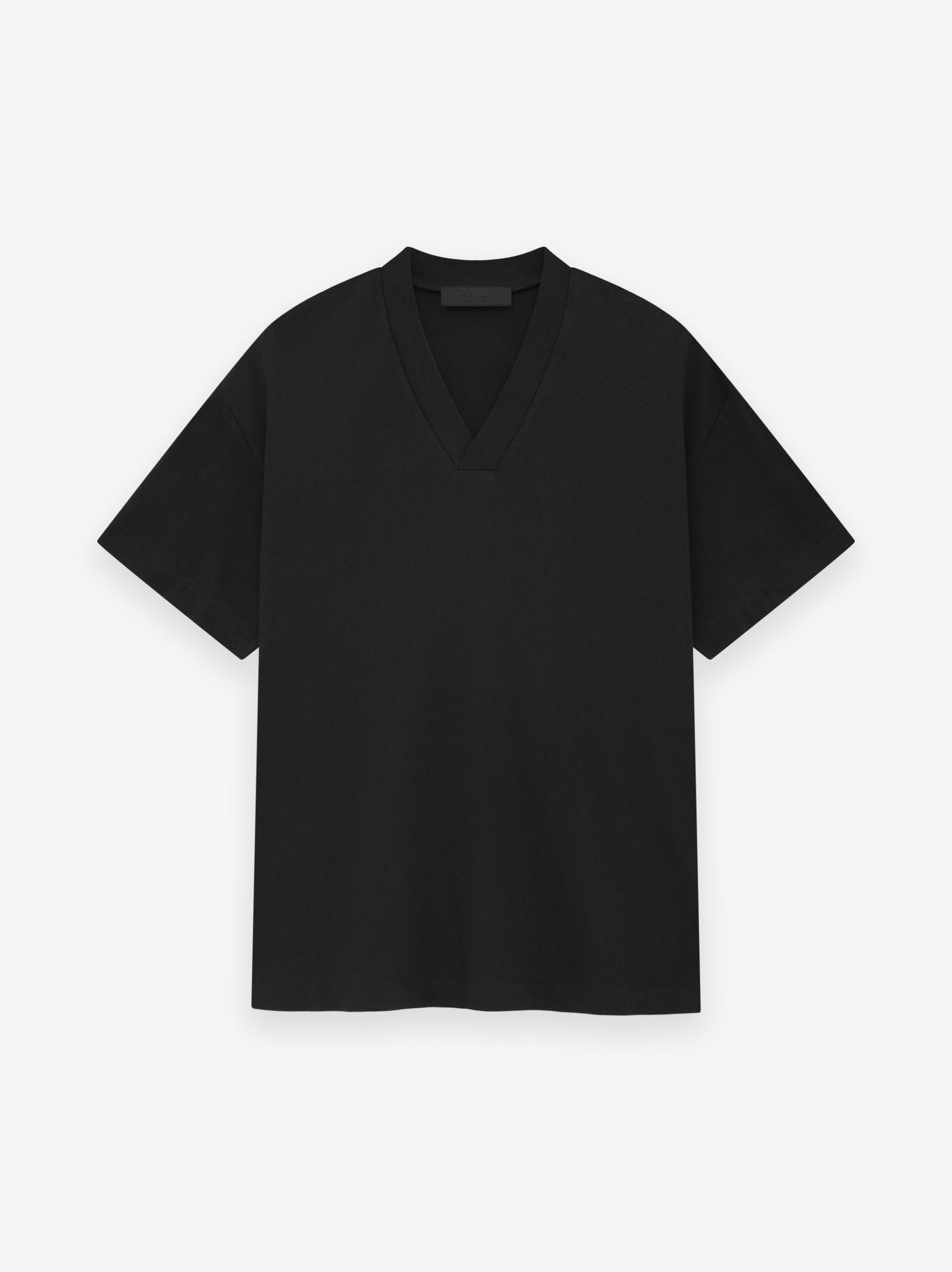 เสื้อยืดคอวี Essential 3 ตัว