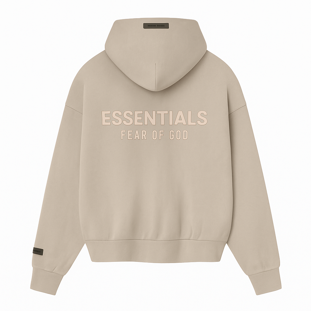เสื้อฮู้ดดี้ซิปขนแกะคลาสสิก Essentials จาก Fear of God – โลโก้โลหะ “Timber”