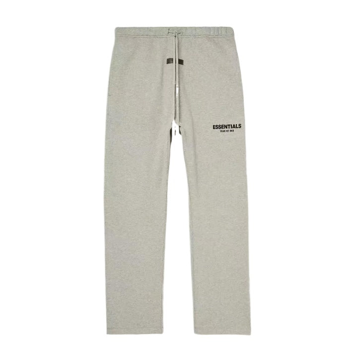 กางเกงวอร์ม Fear of God Essentials (FW22) – สีลิโมแบบยืด / สีโอ๊ตมีลอ่อน / สีโอ๊ตมีลเข้ม